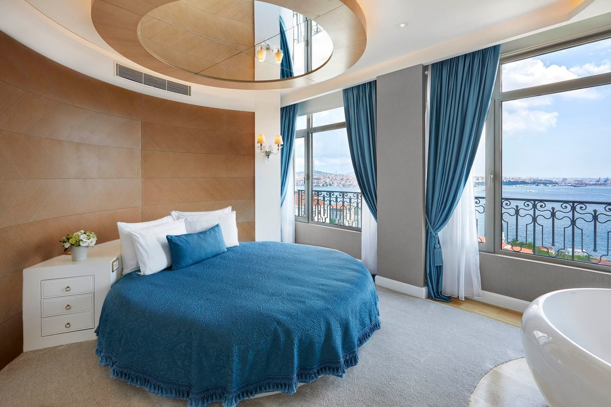 Corner Bosphorus terrace suite bedroom looking east