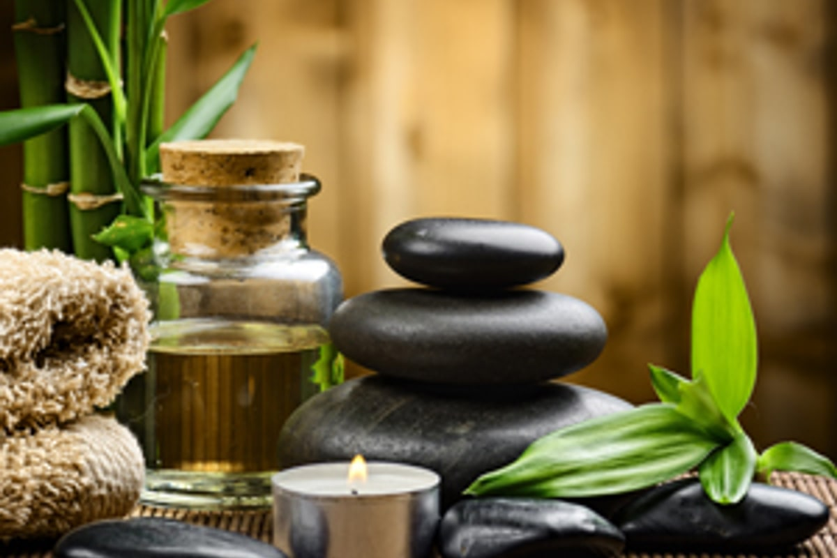 Treatment room arranged for body ritual.